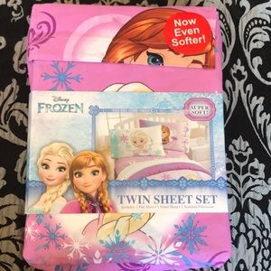 Twin sheet set